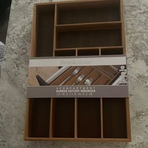 Bamboo cutlery organizer